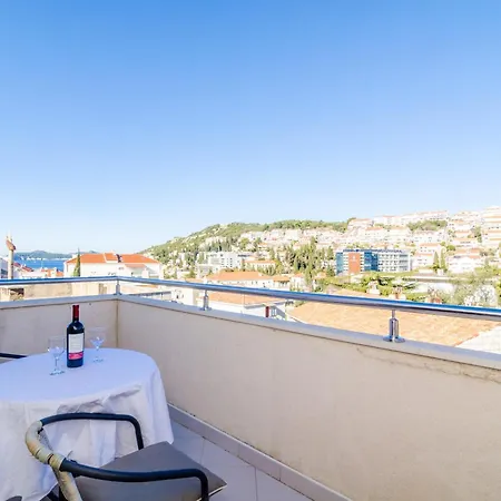 아파트 Chic With Sea View In - 48 Sqm