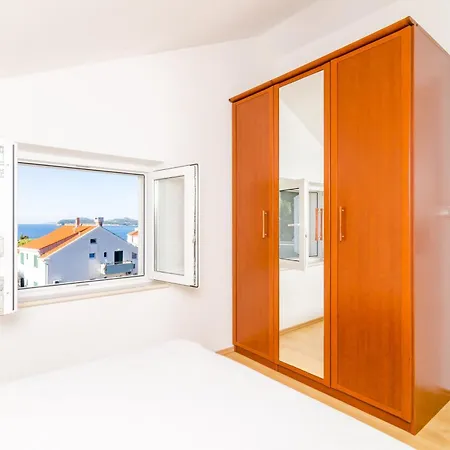 Chic With Sea View In - 48 Sqm