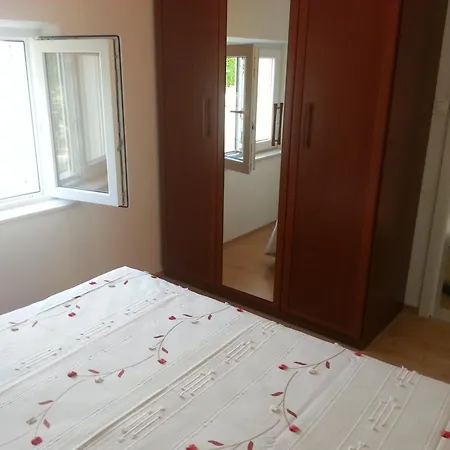 Chic With Sea View In - 48 Sqm Apartman Dubrovnik