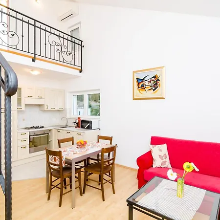 Apartman Chic With Sea View In - 48 Sqm *