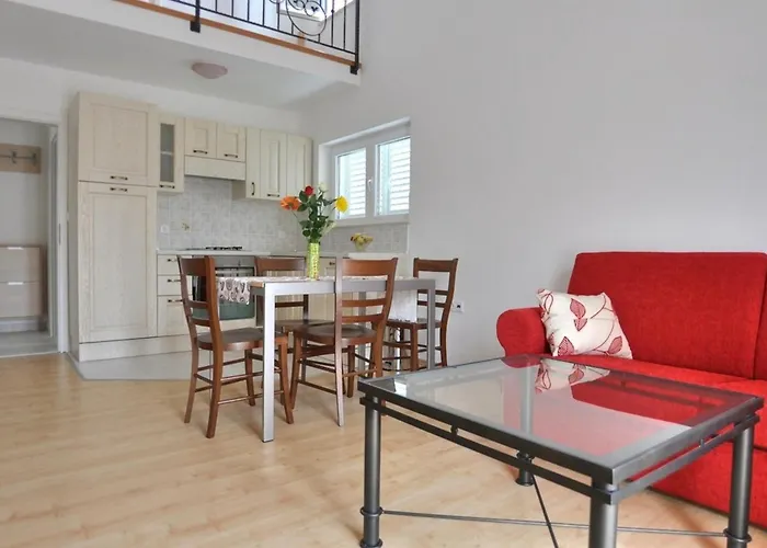 Διαμέρισμα Chic With Sea View In - 48 Sqm