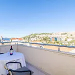 아파트 Chic With Sea View In - 48 Sqm