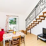 Chic With Sea View In - 48 Sqm *
